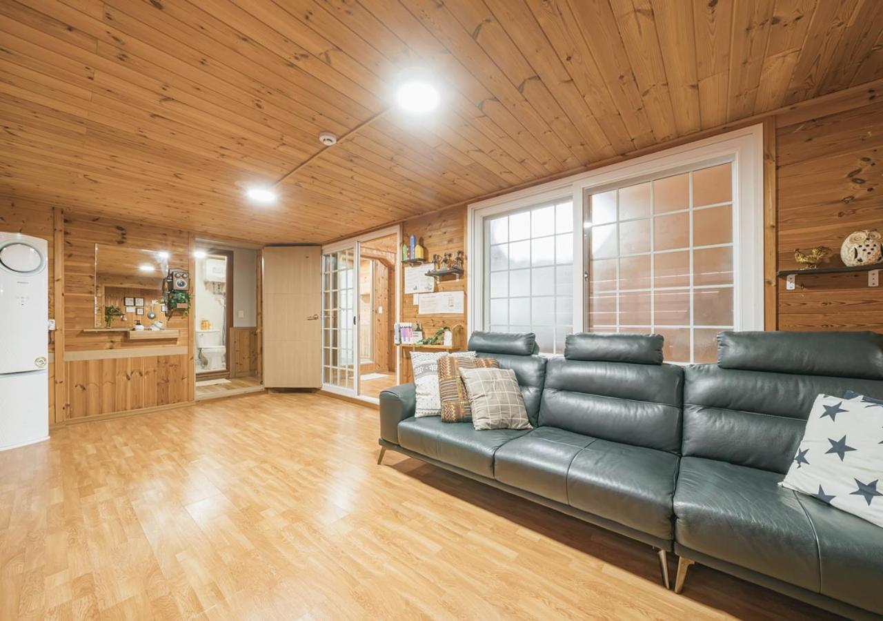 Jeju Haepoomdal Pension ภายนอก รูปภาพ