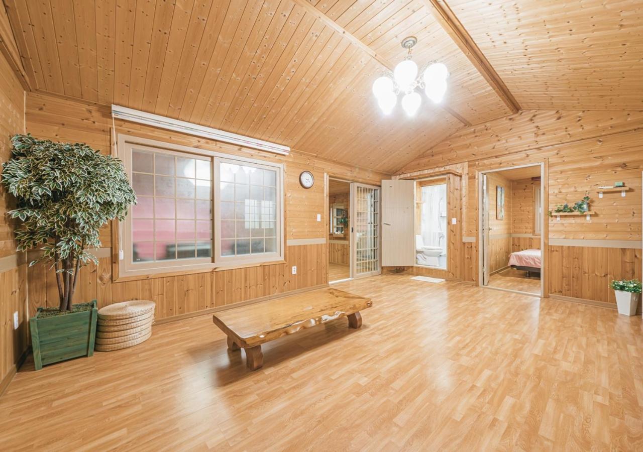 Jeju Haepoomdal Pension ภายนอก รูปภาพ